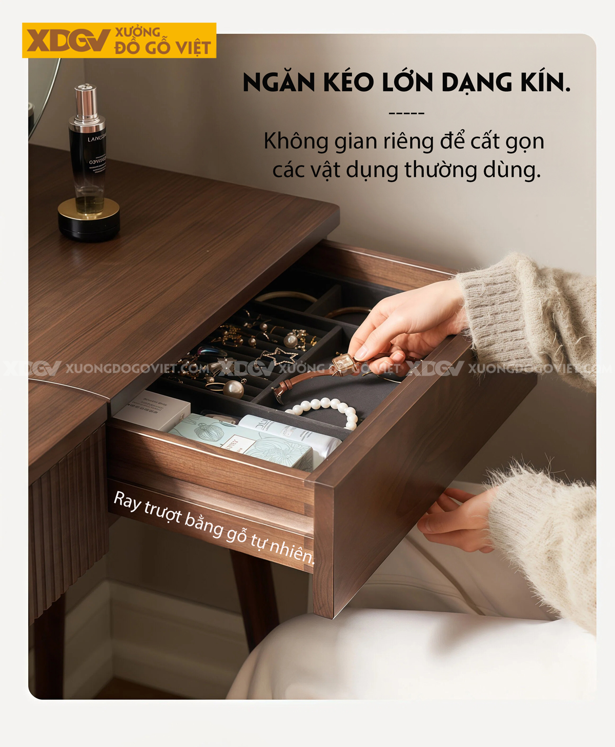 Bộ Bàn Trang Điểm Để Phòng Ngủ Gỗ Óc Chó Vách Nan Trang Trí