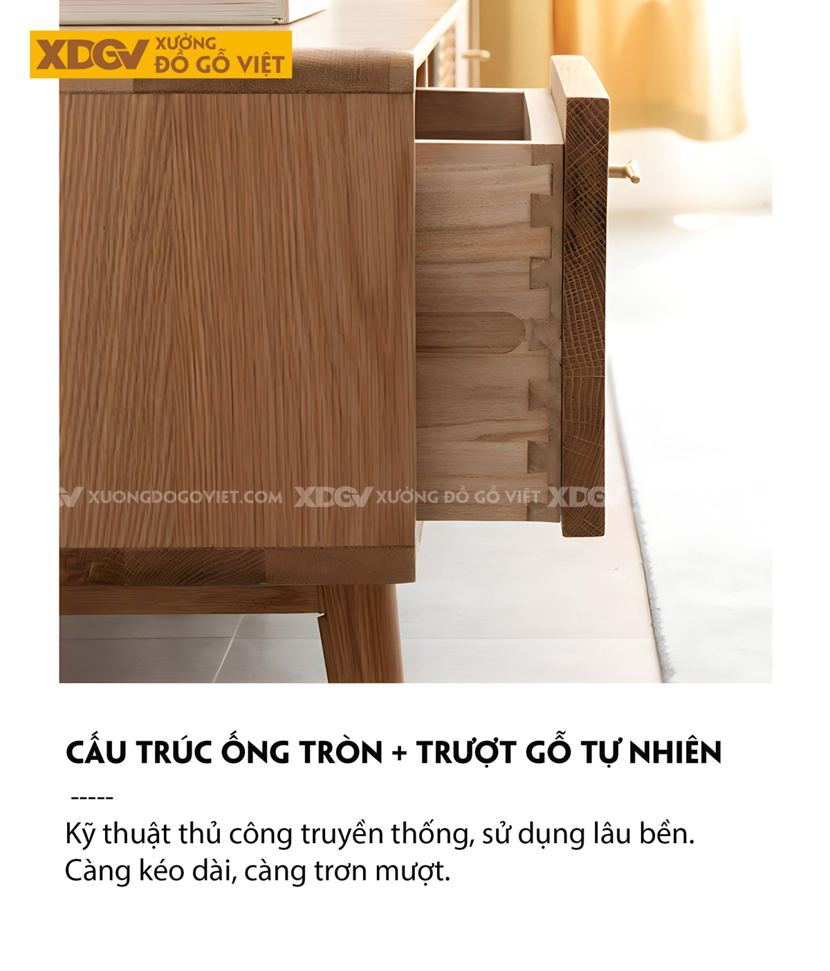 Kệ Để Tivi Trang Trí Gỗ Sồi Chân Cao Cánh Kính Lùa Gân Mờ