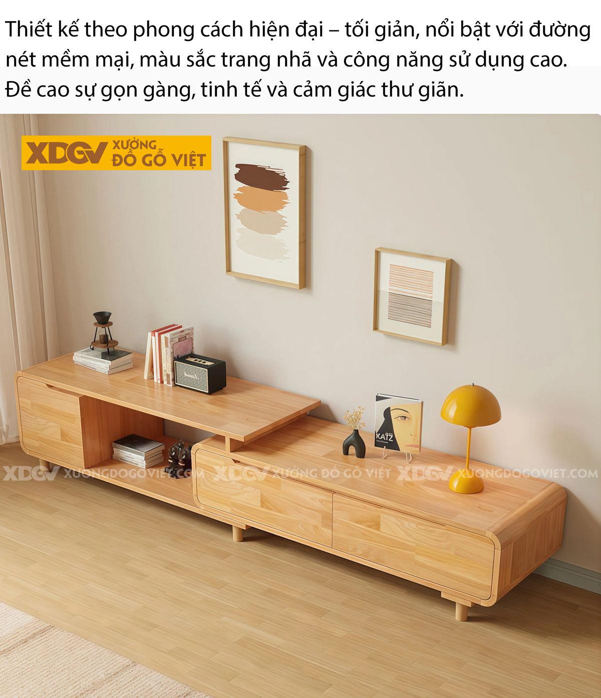 Kệ Tivi Phòng Khách Gỗ Cao Su Dáng Cổ Điển Phối Kính Sọc Mờ