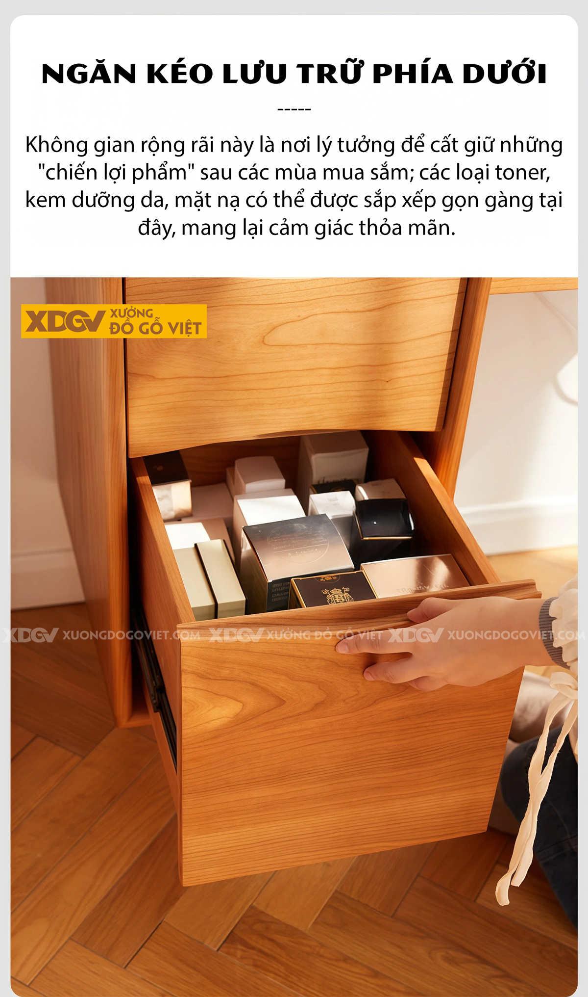 Mẫu Bàn Trang Điểm Phòng Khách Gỗ Sồi Chân Cao Mặt Phối Kính