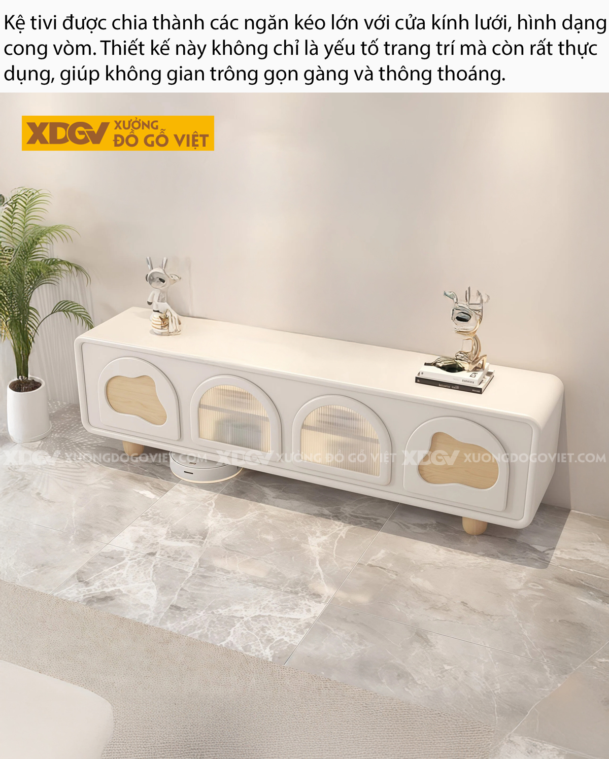 Mẫu Kệ Tivi Phòng Khách Gỗ Cao Su Hiện Đại Dáng Hộp Chân Cao