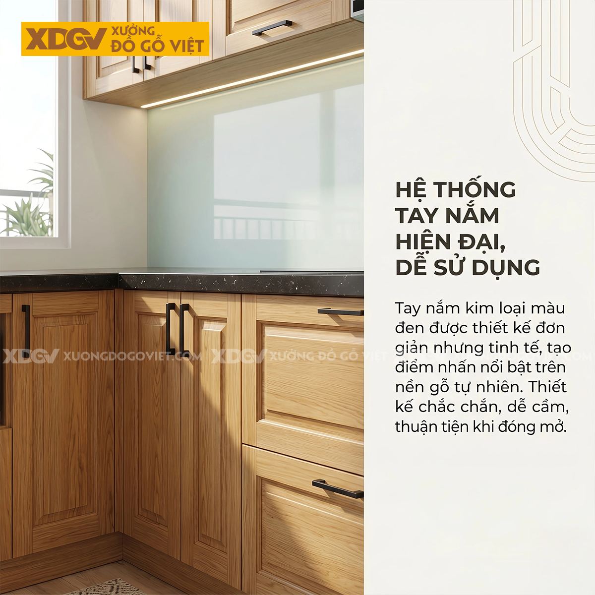Mẫu Tủ Bếp Cho Gia Đình Gỗ Sồi Dáng Chữ U Ốp Mặt Đá Đen
