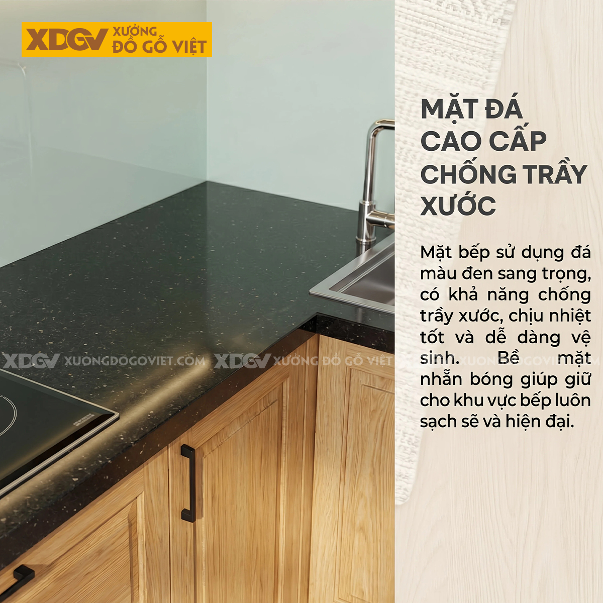 Mẫu Tủ Bếp Cho Gia Đình Gỗ Sồi Dáng Chữ U Ốp Mặt Đá Đen