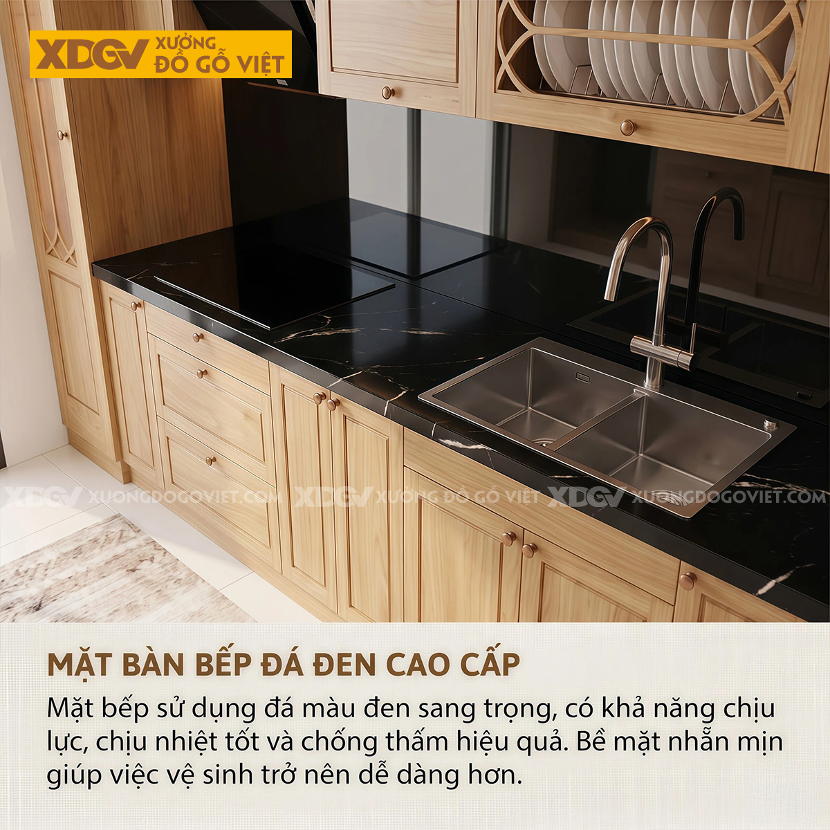 Mẫu Tủ Bếp Gỗ Sồi Thiết Kế Đa Cánh Pano Ốp Đá Đen Sang Trọng