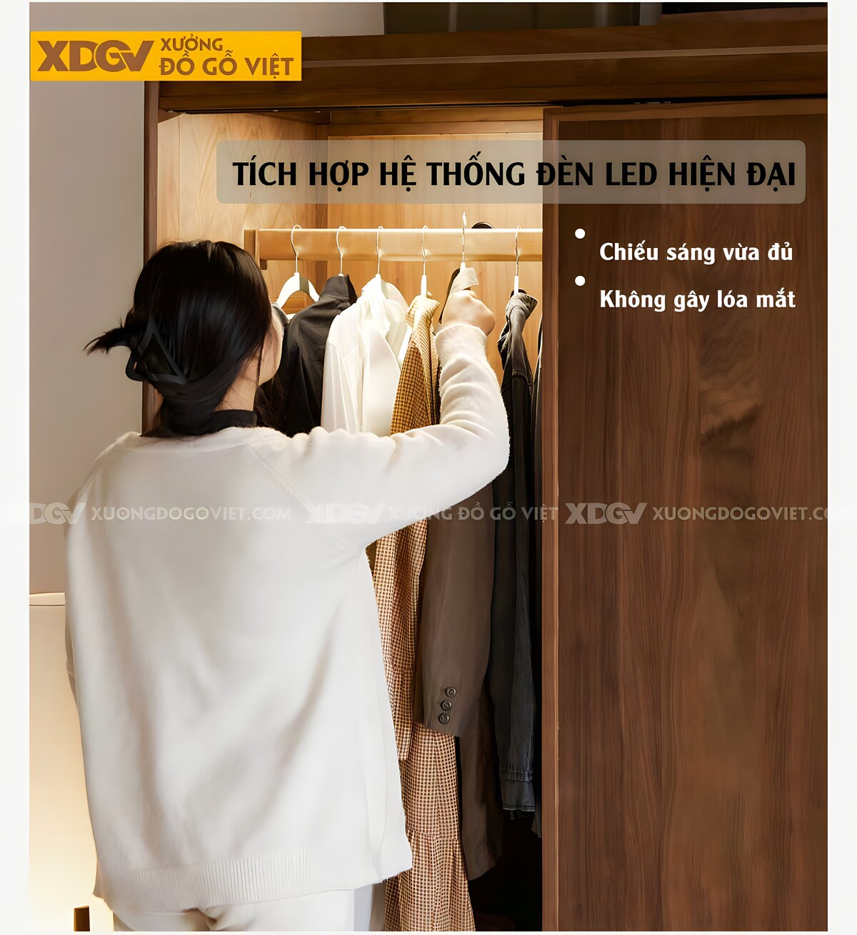 Tủ Áo Gỗ Veneer Óc Chó 4 Cánh Cửa Lùa Hiện Đại Kính Trong