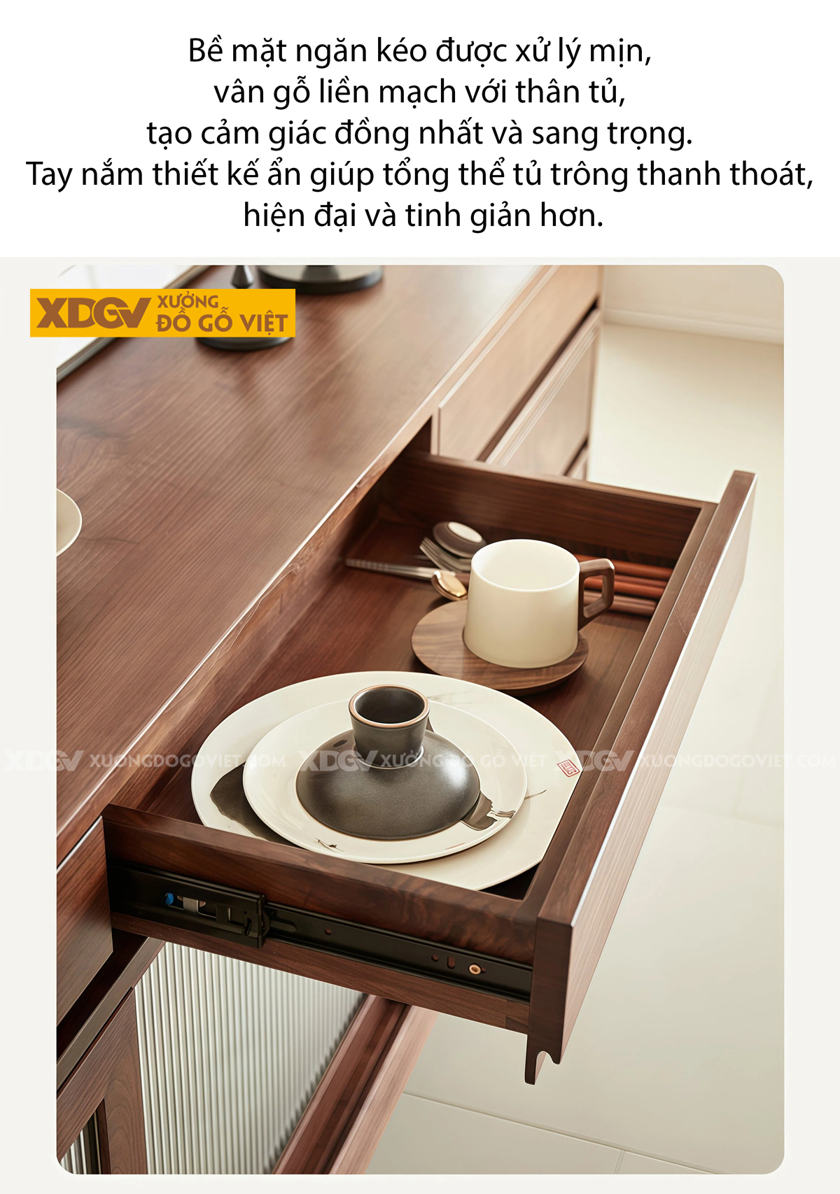 Tủ Lưu Trữ Chén Bát Veneer Sồi 3 Chân Cửa Lùa Phối Bảng Treo