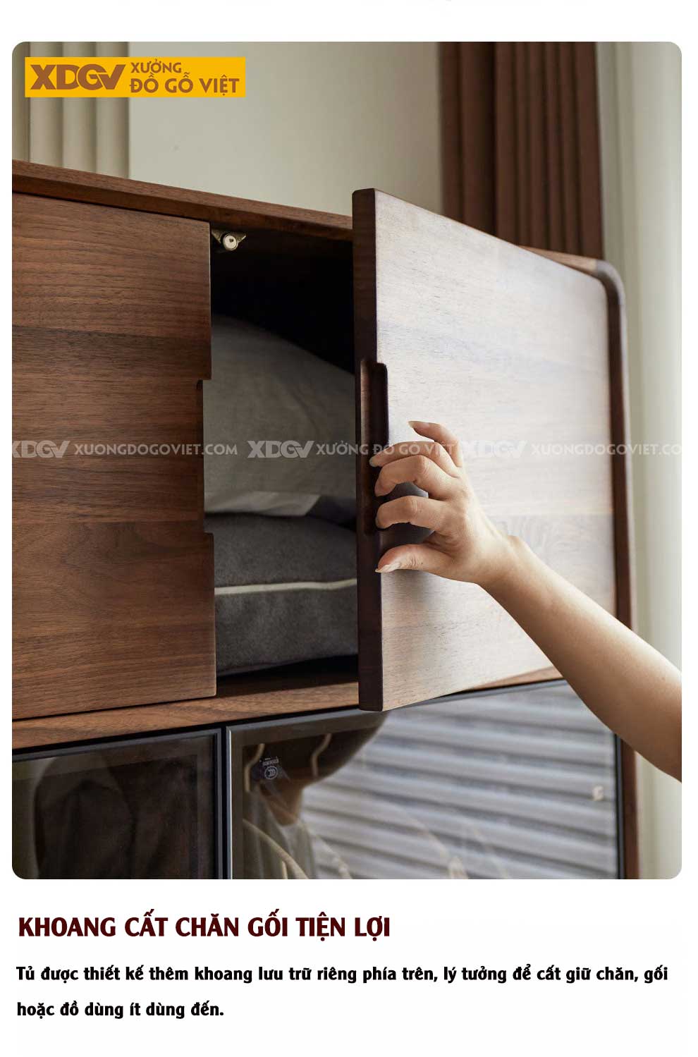 Tủ Quần Áo Mặt Gỗ Óc Chó Bo Góc Chân Cao 2 Cánh Kính Đen Mờ