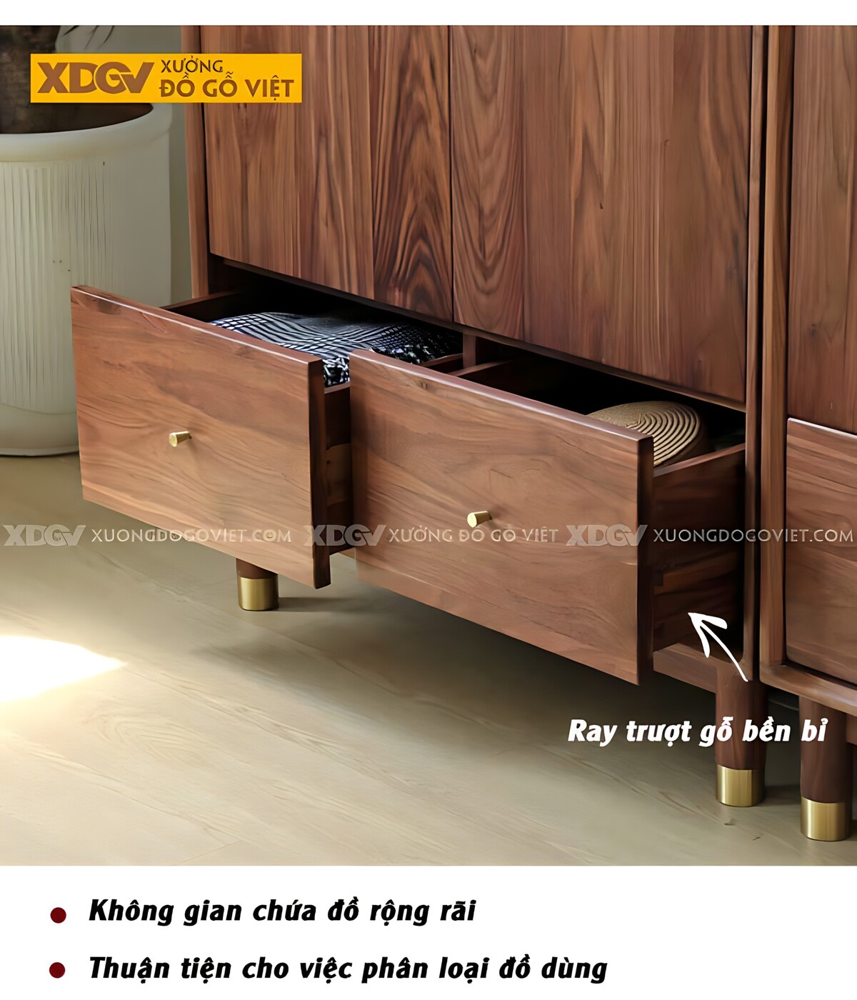 Tủ Quần Áo Óc Chó Tự Nhiên Tối Giản Chân Cao Bọc Kim Loại